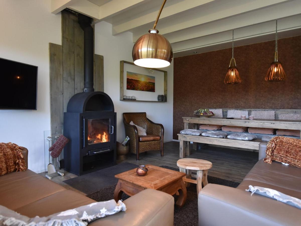 Holiday Home In Reutum Weerselo With Jacuzzi Beekdorp Luaran gambar