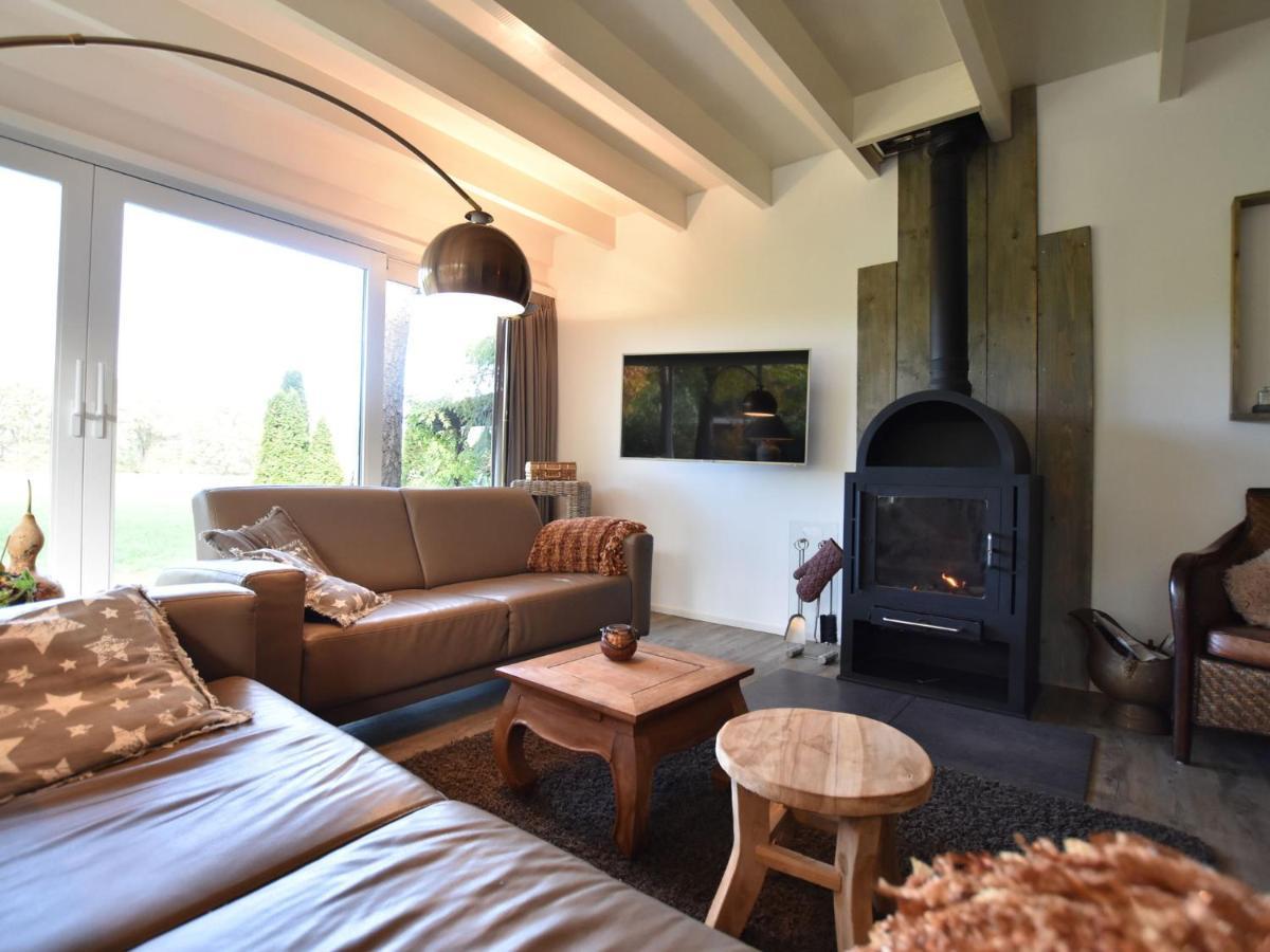 Holiday Home In Reutum Weerselo With Jacuzzi Beekdorp Luaran gambar